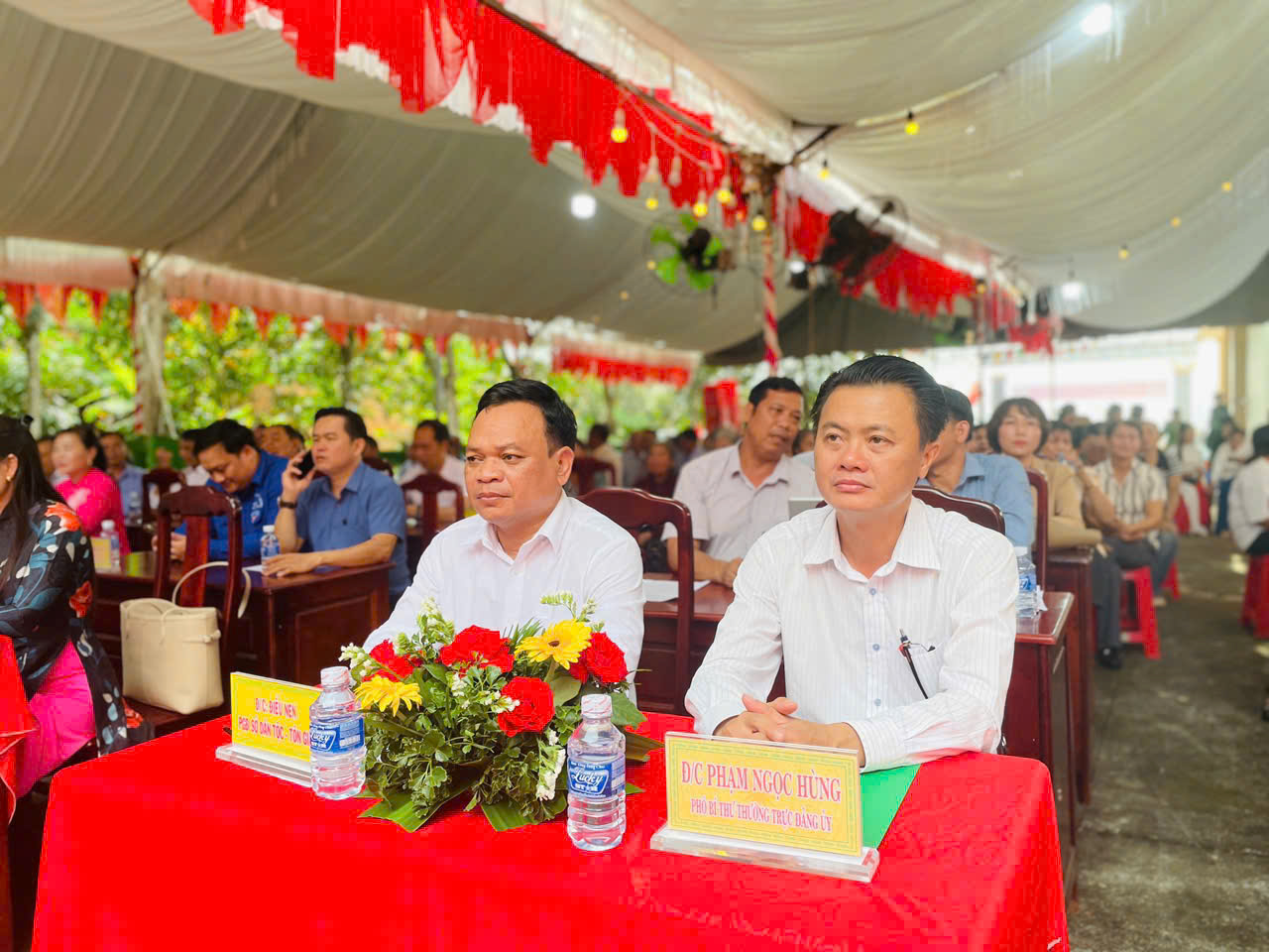 z7210877090804 dffb96263f34e32e15927463f1daf30e